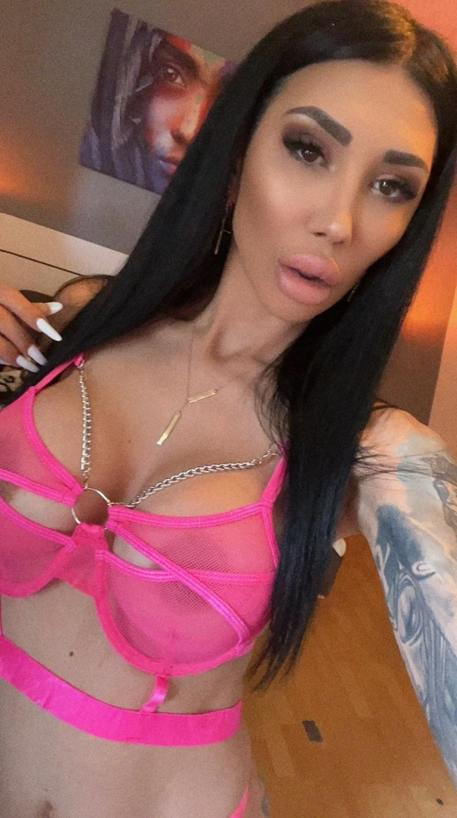 Ina — 3 / 7