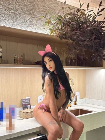 TS Julia Beatriz — 12 / 21