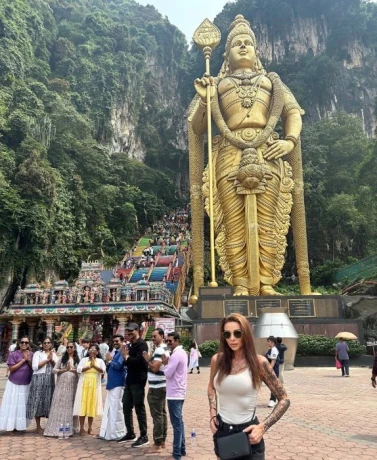 Michelle — 13 / 14