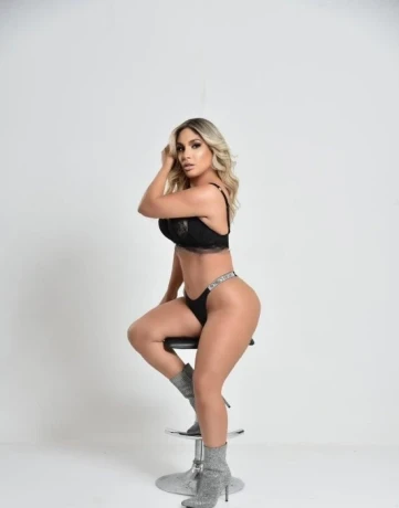 Luana — 1 / 3