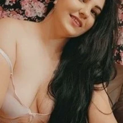 Nicole Schmusekatze, Escort, Messel
