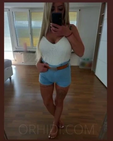 louisa- Partymaus — 16 / 24