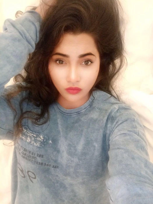 Komal — 2 / 4