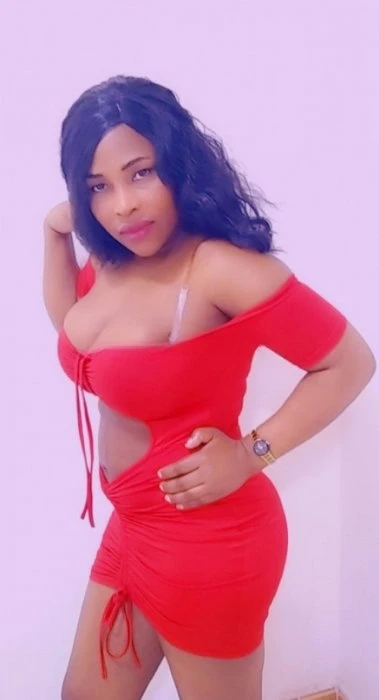 Sandra, Escort, Al Munayzilah