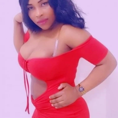 Sandra, Escort, Al Munayzilah