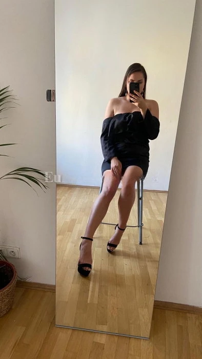 Sofie — 2 / 5
