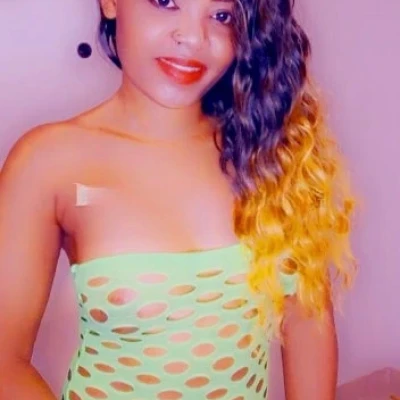 Shanie, Escort, Riyadh