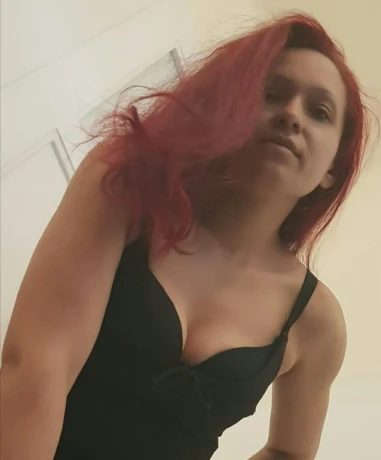 Domina Victoria — 2 / 13