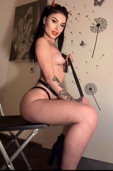 Selin auch dominant — 10 / 11