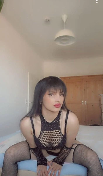 Vanessa — 2 / 3