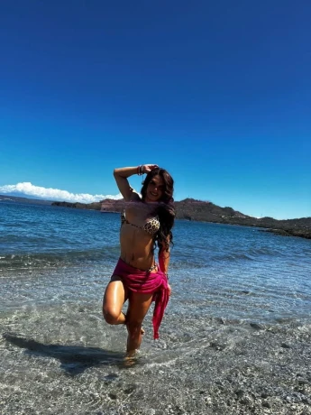 Mia Bella — 9 / 12