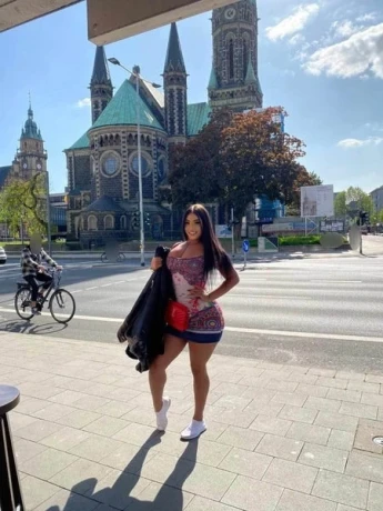 Ts Vanessa Susse 18 J — 6 / 15