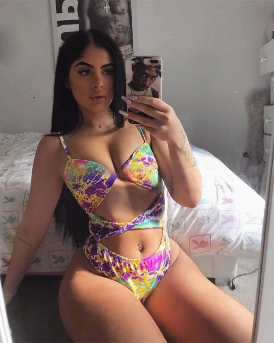 Zara, Escort, Dubai