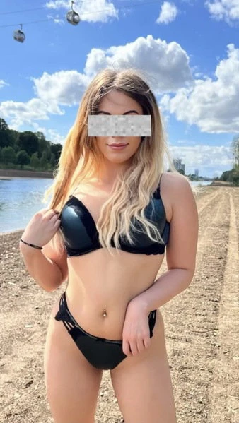 Mila Deutsch — 2 / 11