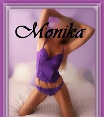 Monika — 3 / 4