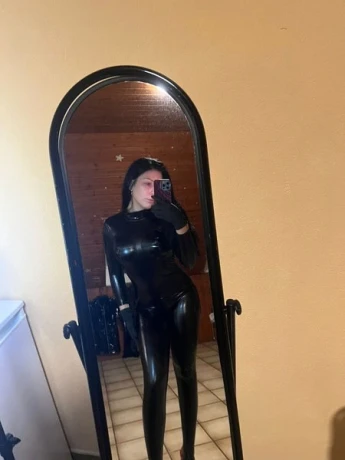 Mistress  Mel — 13 / 23