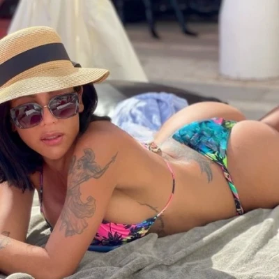 Emily, Escort, Singapore