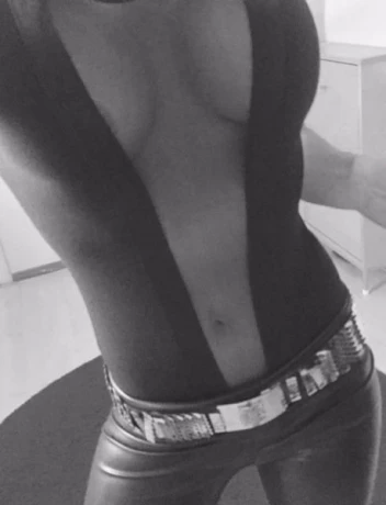 Lara Geimpft — 3 / 8