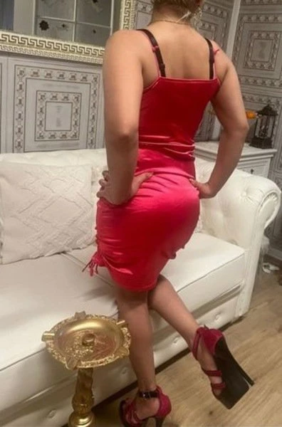 Vanessa Zierliche Slowakin — 14 / 19