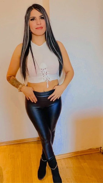 Eleni — 4 / 5