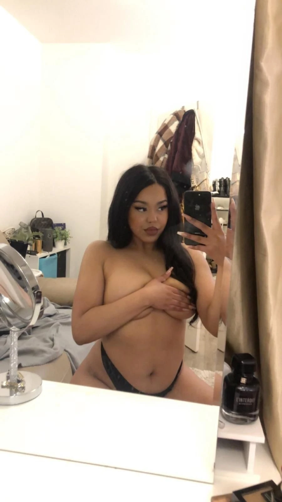 Marry Black — 4 / 5