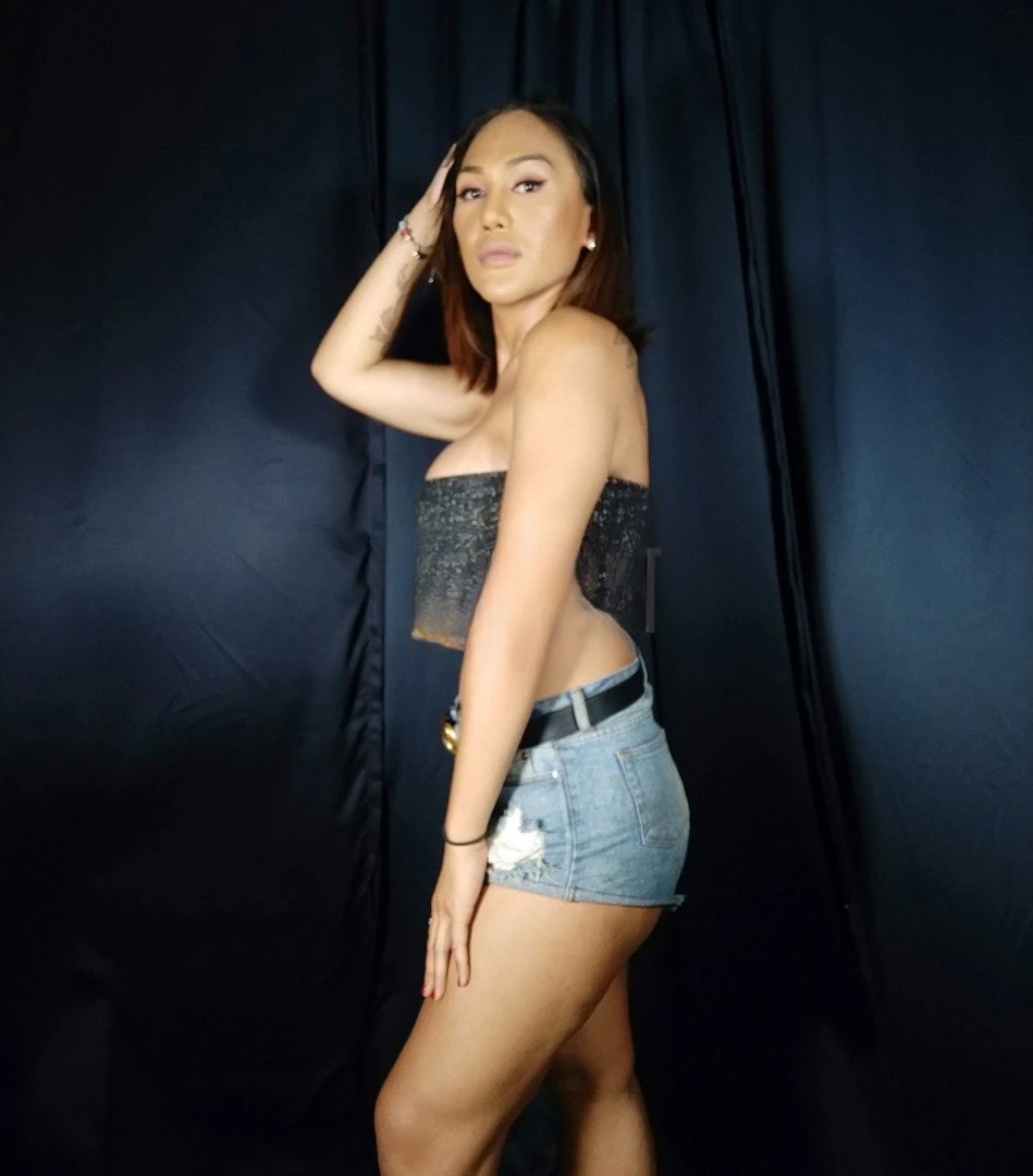 Ts Mia Rita — 2 / 4