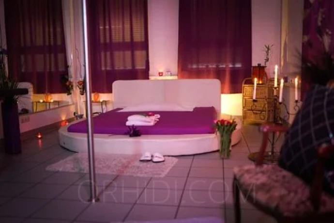 Tantra Deluxe Regensburg — 8 / 15