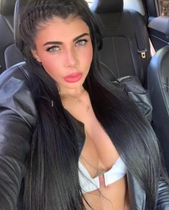 Samantha — 5 / 11