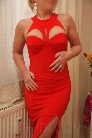 Attraktive 49 Jährige im Nordend — 1 / 3