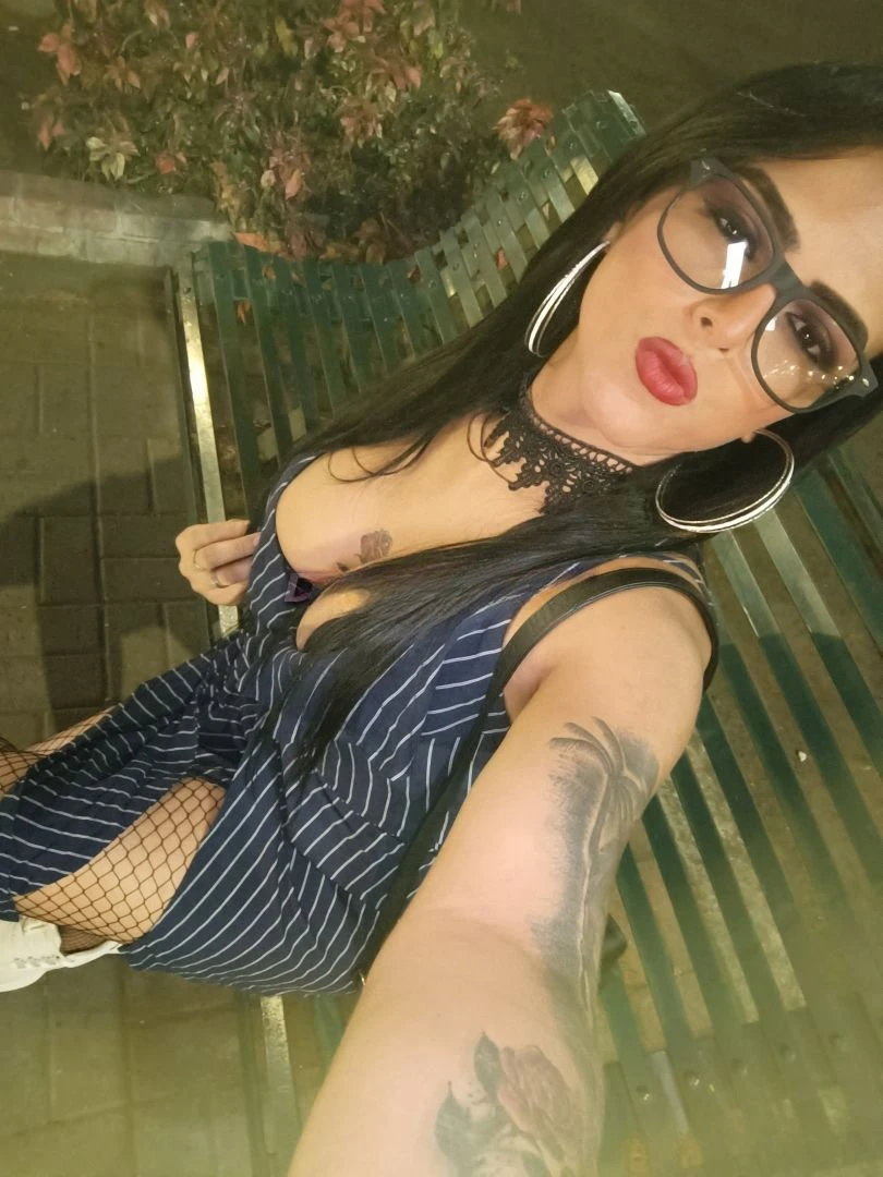 Chiky Zambrano, Escort, Bern