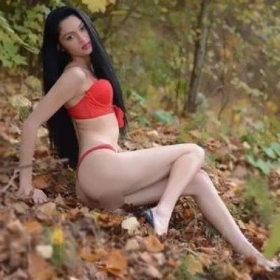 Sisy, Escort, Schonebeck