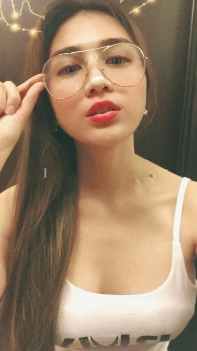 Angela — 2 / 3