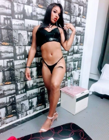 Thaissa Mendes — 6 / 8