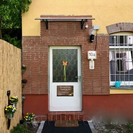 TRAUM & ZEIT MASSAGE — 1 / 14