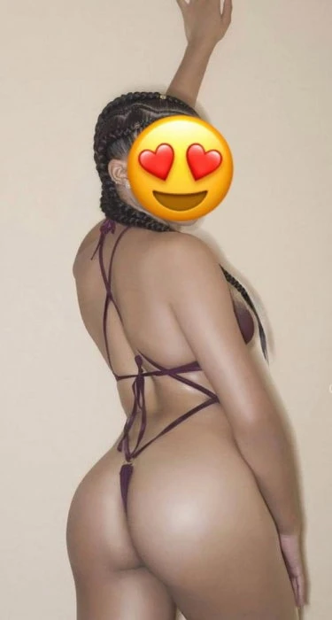 Lindsay, Escort, Abidjan