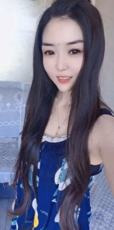 Ella — 2 / 3