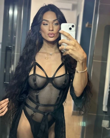 Katharina Byonda — 5 / 12