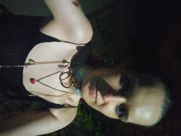 Destiny White — 17 / 18