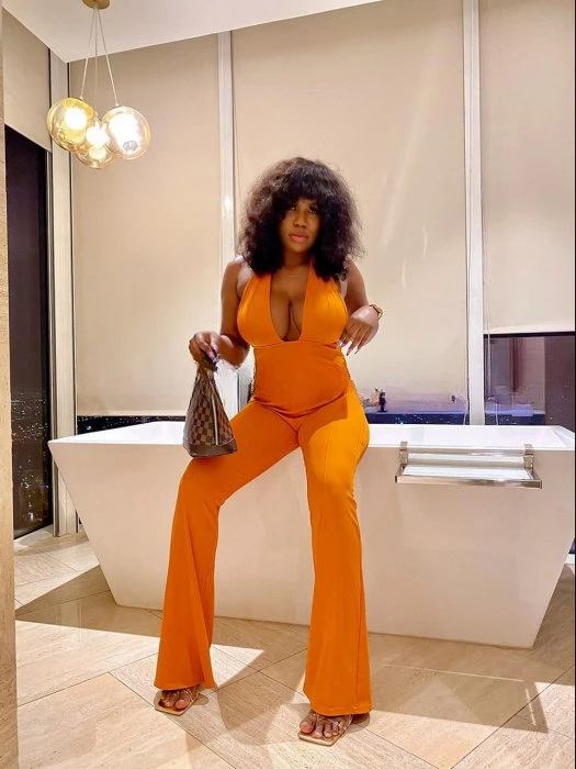 Tracy, Escort, Dubai