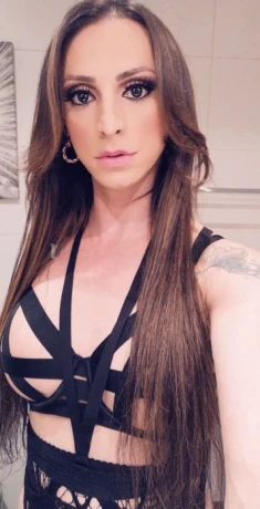 Amanda Deluxe — 4 / 9