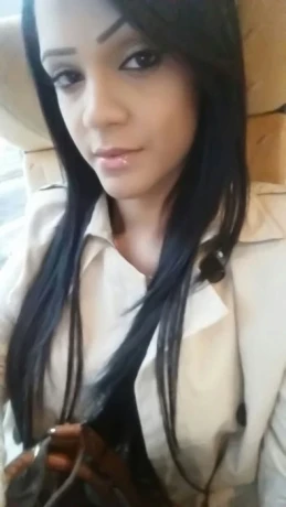 Stephanie Souza — 6 / 9