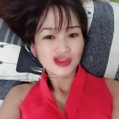 Lyly, Escort, Kuwait