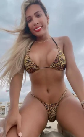 Anitta Trans 21cm — 28 / 30