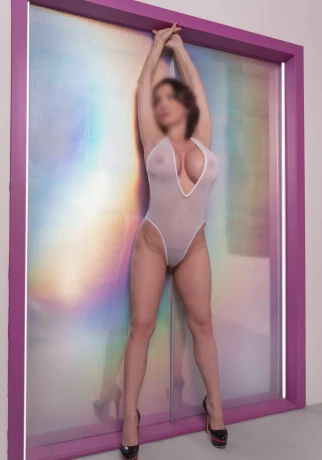 Veronica Vienna — 2 / 5