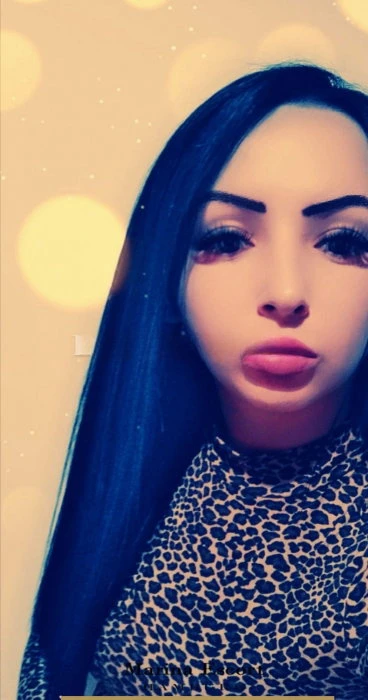 Ceyda — 4 / 5