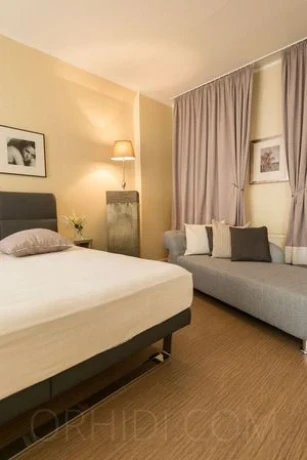 Lana a.d.Ukraine 6******b. Täubchen — 1 / 12