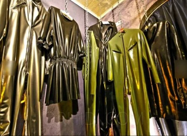 Heaven&Hell Domina Erotikhaus — 12 / 23