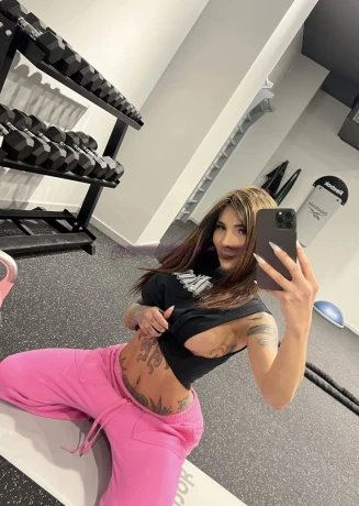 Megan Sexsymbol — 9 / 12