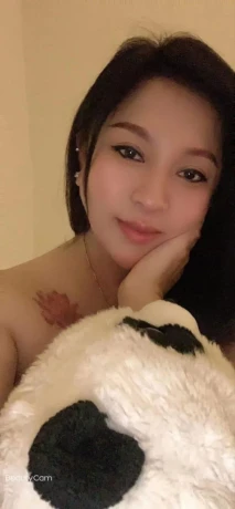 Jenny Hot And Naughty — 1 / 4