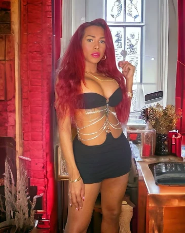 Britanny Gil — 6 / 12